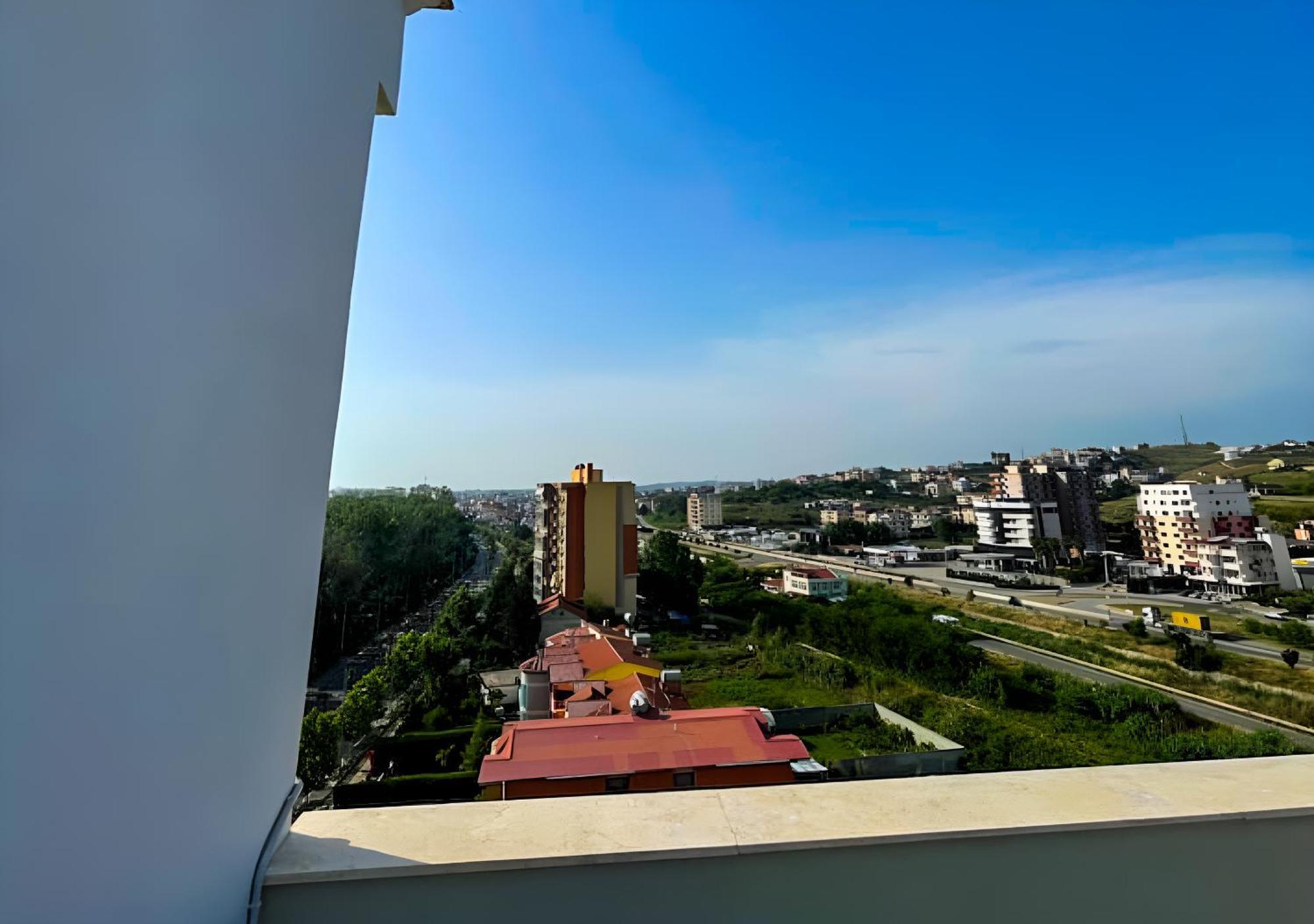 Yellow Building Δυρράχιο Εξωτερικό φωτογραφία